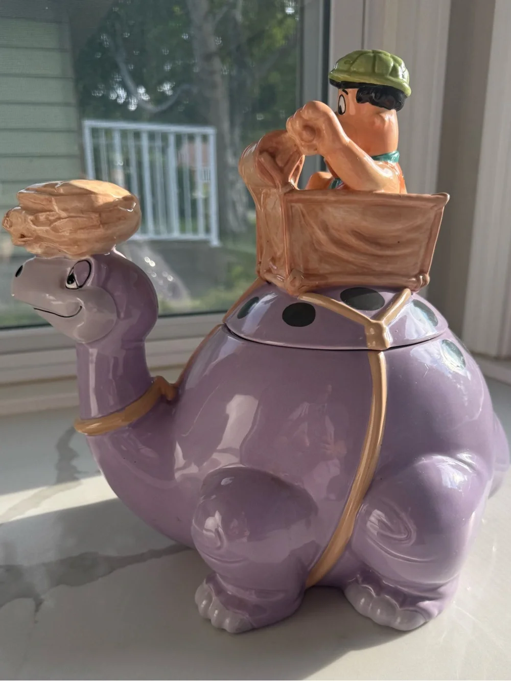 Vintage 1997 Warner Brothers Studio Cartoon Network Flinstones & Dino Cookie Jar